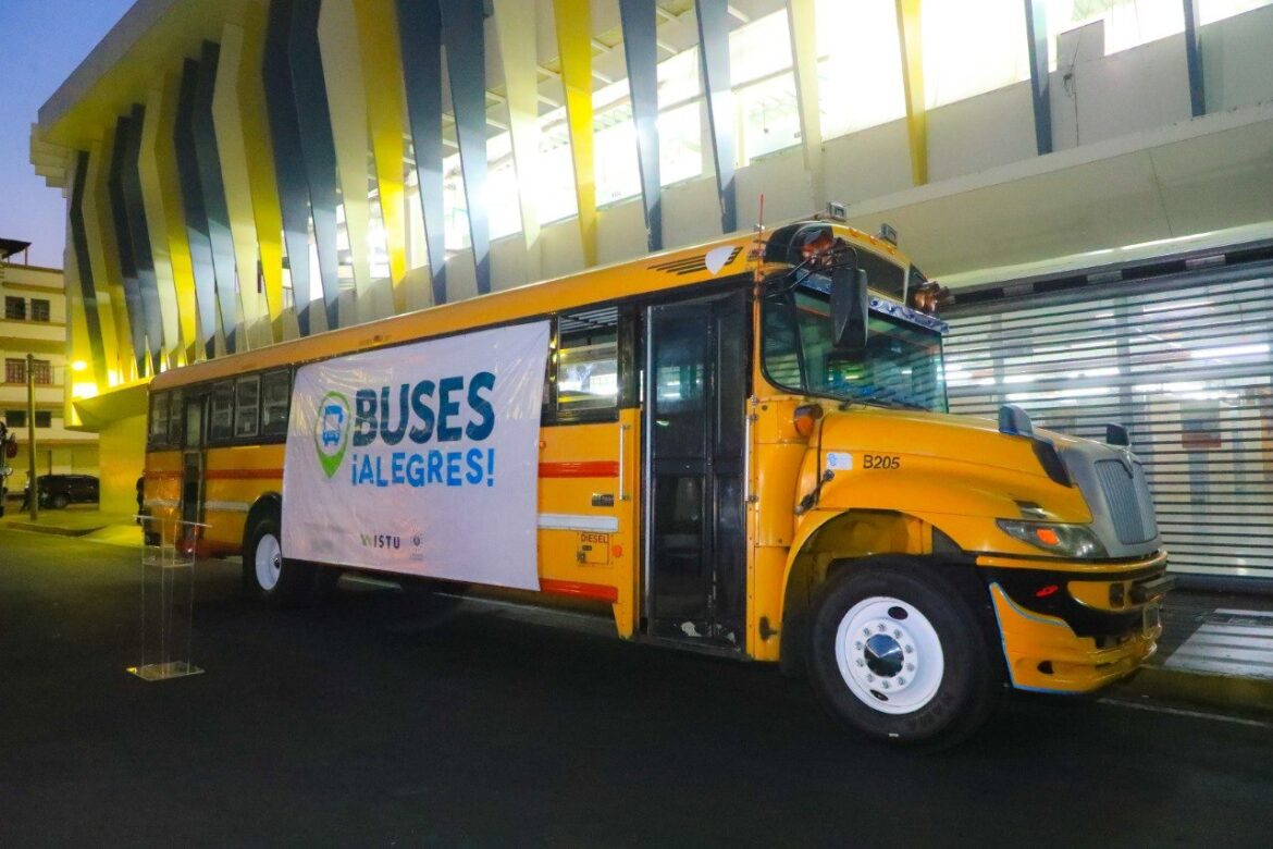 Los Buses Alegres tendrán horario especial en estas fiestas agostinas