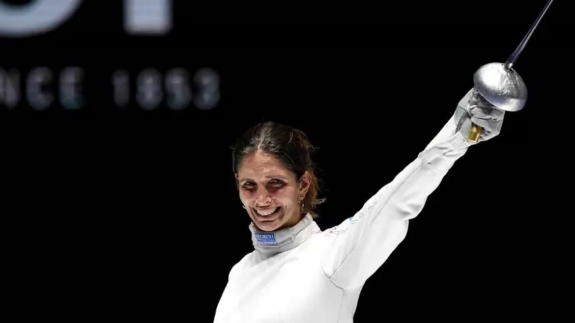 Esgrimista brasileña, Nathalie Moellhausen será operada luego de sufrir lesión lumbar