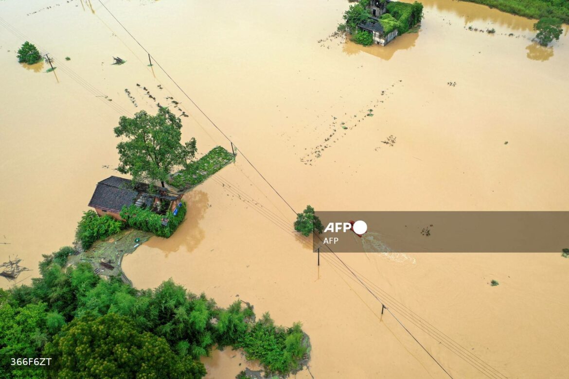 Las fuertes lluvias dejan al menos 30 muertos en China