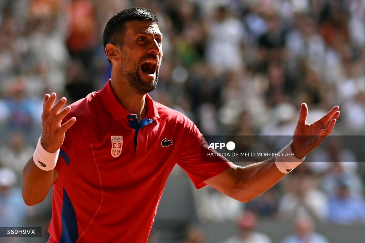 Novak Djokovic hace historia en París 2024 tras vencer a Carlos Alcaraz y ganar por primera vez el oro en el tenis de los Juegos Olímpicos