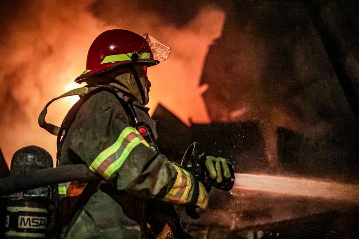 Incendio en vivienda del barrio San Miguelito, San Salvador
