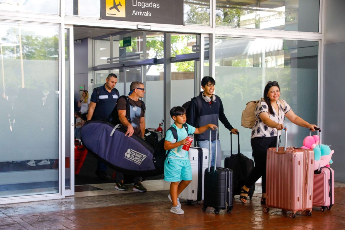 Ministra de Turismo: “Estamos esperando 78,000 visitantes internacionales, equivalentes alrededor de $87 millones de divisas»