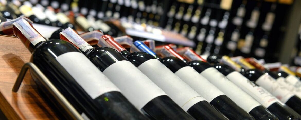 Condenado en Francia un hombre que robó 1.300 botellas de vino valoradas en 700.000 dólares