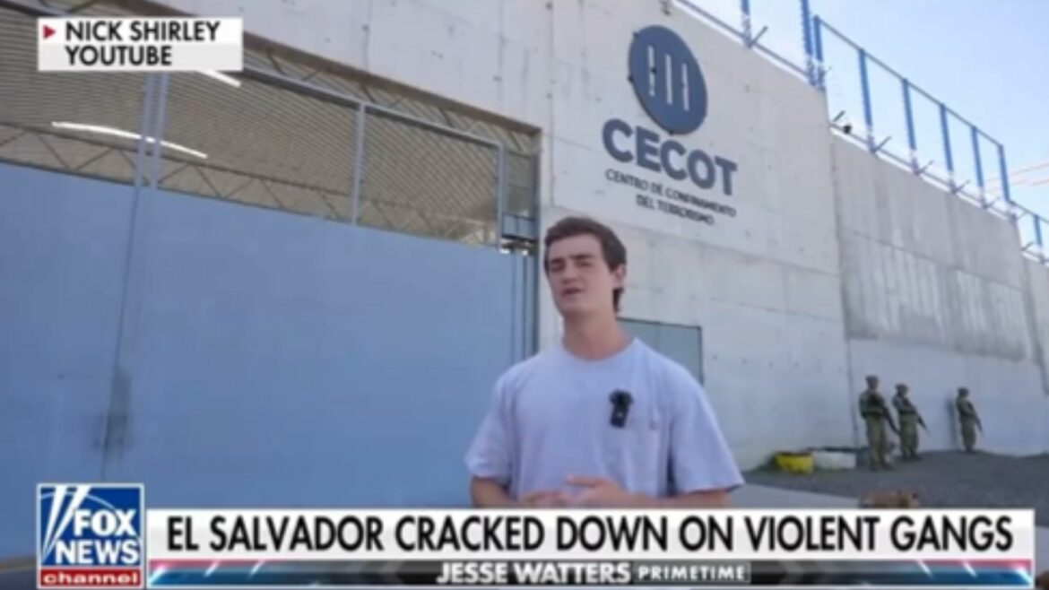 Nick Shirley en Fox News tras visitar el CECOT: «Es asombroso lo que Bukele ha podido hacer con este país» y pidió reunirse con el presidente
