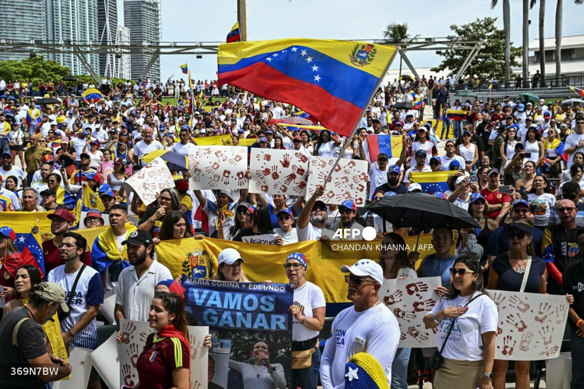 Sube a 24 la cifra de muertos en protestas poselectorales en Venezuela, según ONG