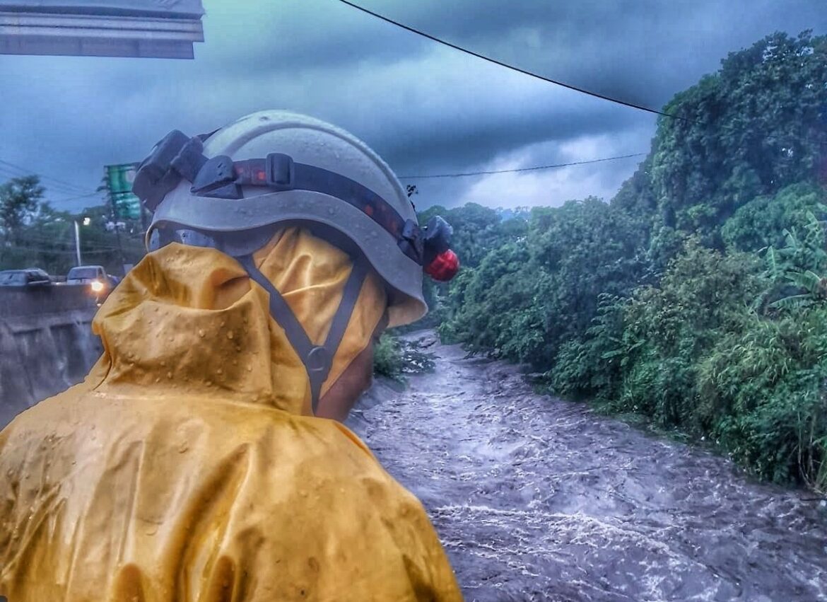 Advierten de altas probabilidades de ocurrencia de inundaciones urbanas y crecida de ríos por intensas lluvias