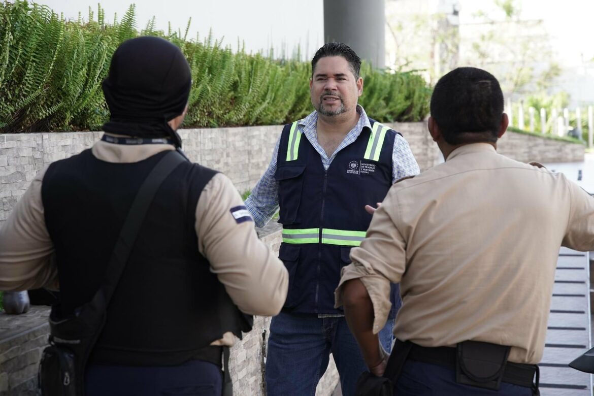 Trabajo inspecciona que patronos incluyan, en el próximo salario, la remuneración para quienes trabajaron en vacación