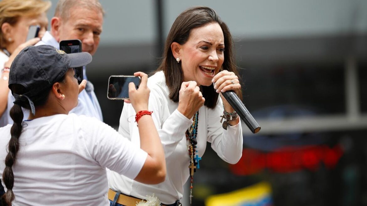 María Corina Machado advierte de «ola migratoria» nunca vista desde Venezuela si Maduro se aferra al poder