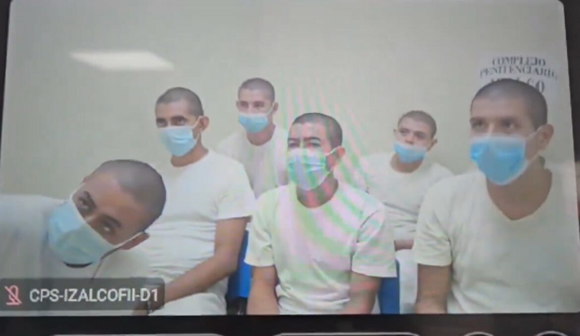 Audiencia de imposición de medidas en contra de 13 adultos y 2 menores de edad acusados de vender marihuana en Usulután