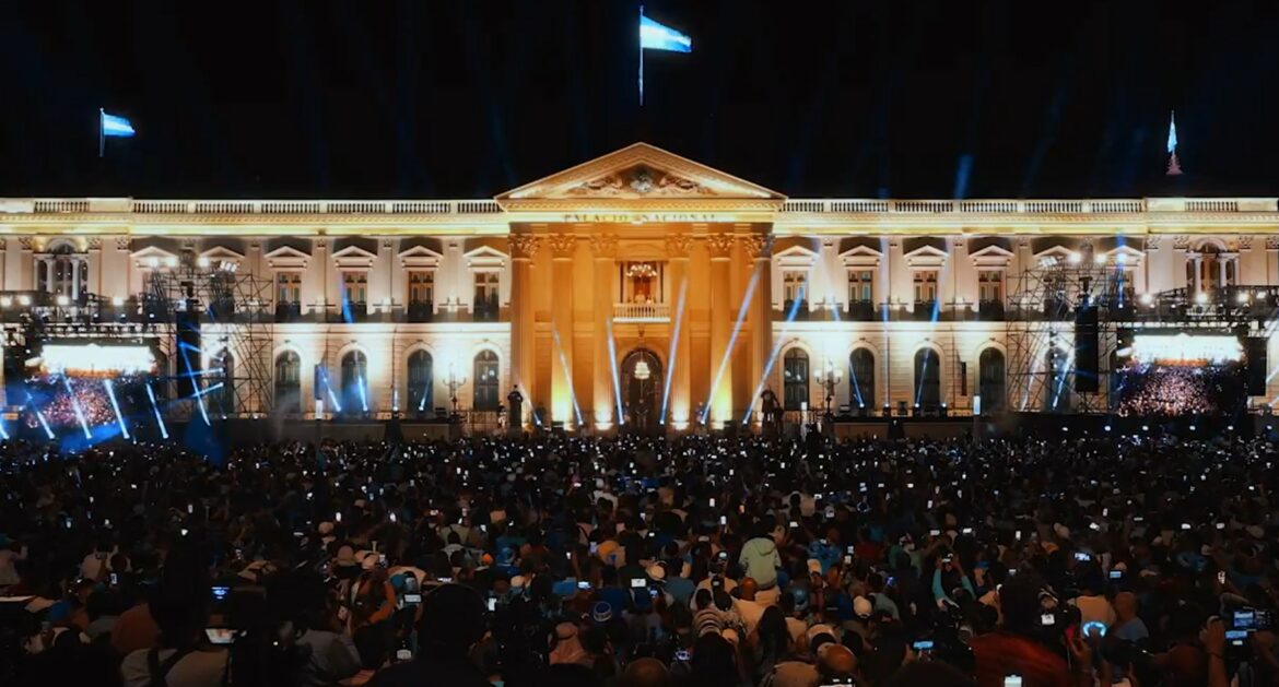 Directora de Cine presenta cortometraje sobre la reelección del presidente Nayib Bukele: «Forjando un país»