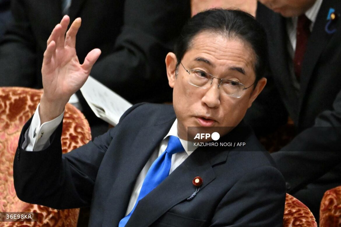 El primer ministro japonés renuncia a seguir en el poder