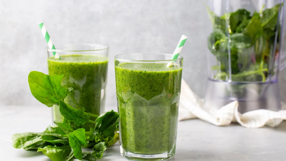 El jugo verde delicioso y lleno de colágeno para rejuvenecer
