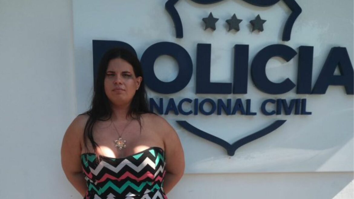 PNC reporta la captura de la tiktoker «Romina» por el delito de robo