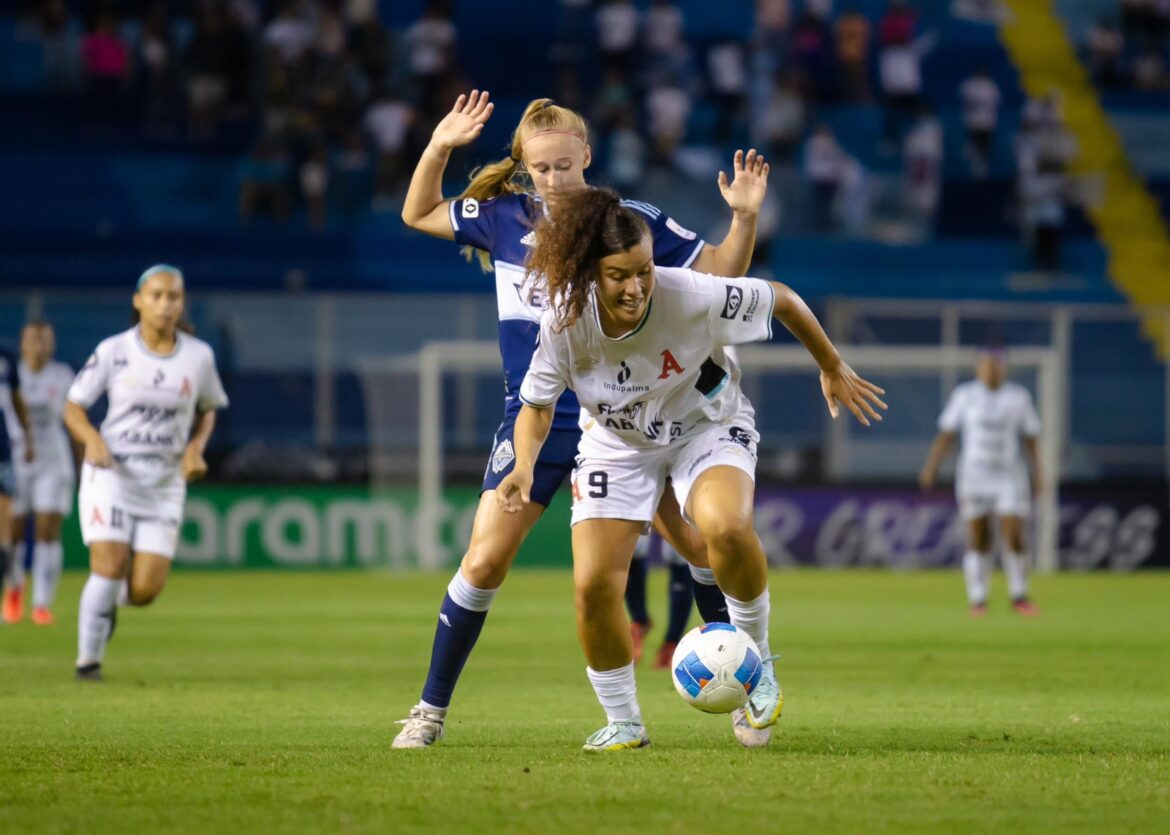 Whitecaps vence 1-0 a Alianza Women FC