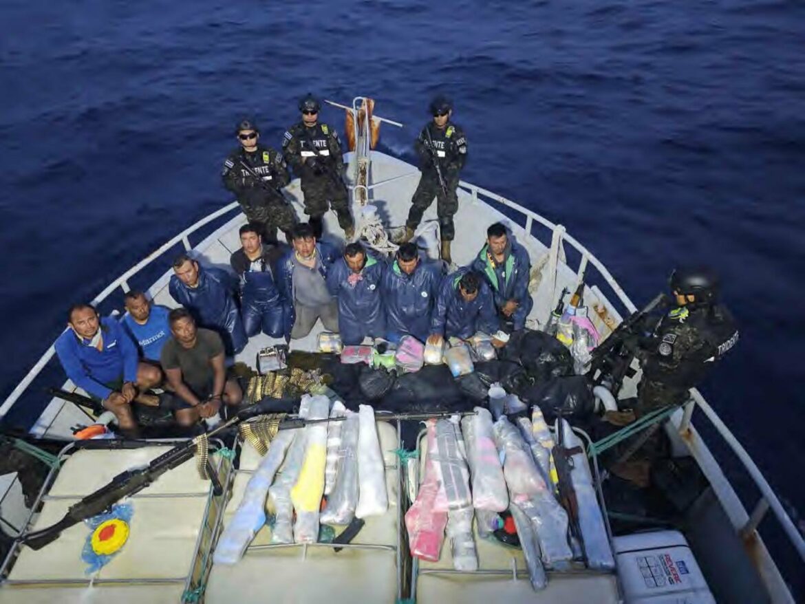 Marina Nacional ha incautado 9.3 toneladas de cocaína en alta mar, valoradas en $233 millones, en los últimos 90 días