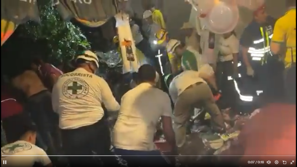 Muro cae en vivienda soterrando al menos a tres menores de edad y un adulto