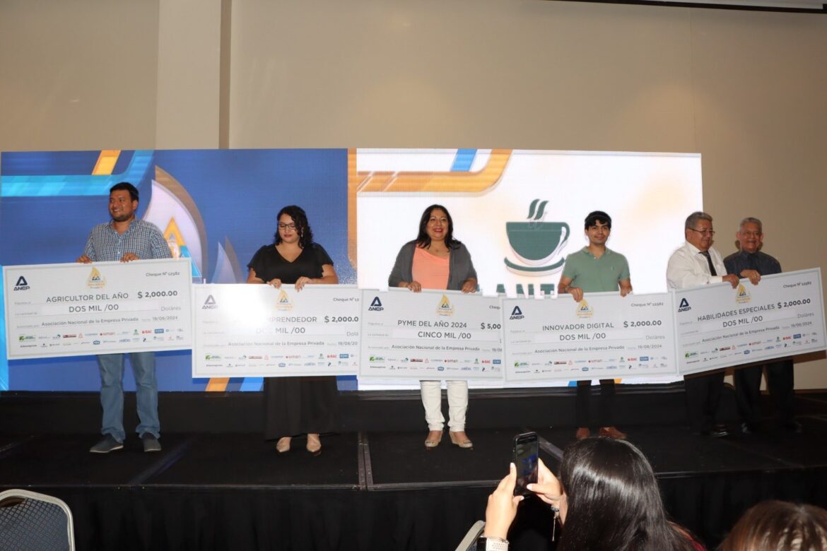 ANEP reconoce a emprendedores salvadoreños