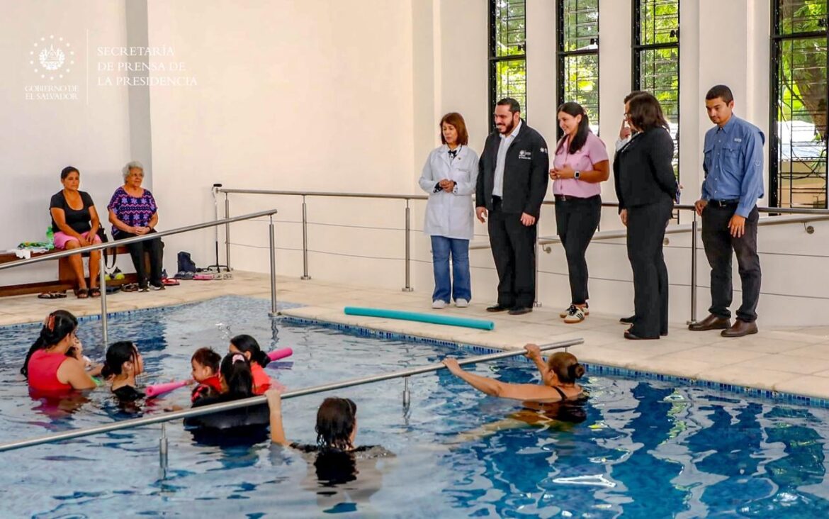 Inauguran nueva área de hidroterapia del Centro de Rehabilitación Integral de Occidente del ISRI