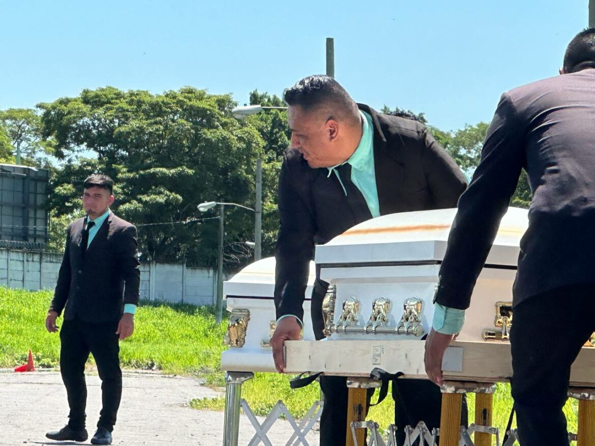 168 casos de repatriaciones en El Salvador donde Cancillería ha apoyado de diferentes formas: cobertura de costos, gestión de trámites o ambos