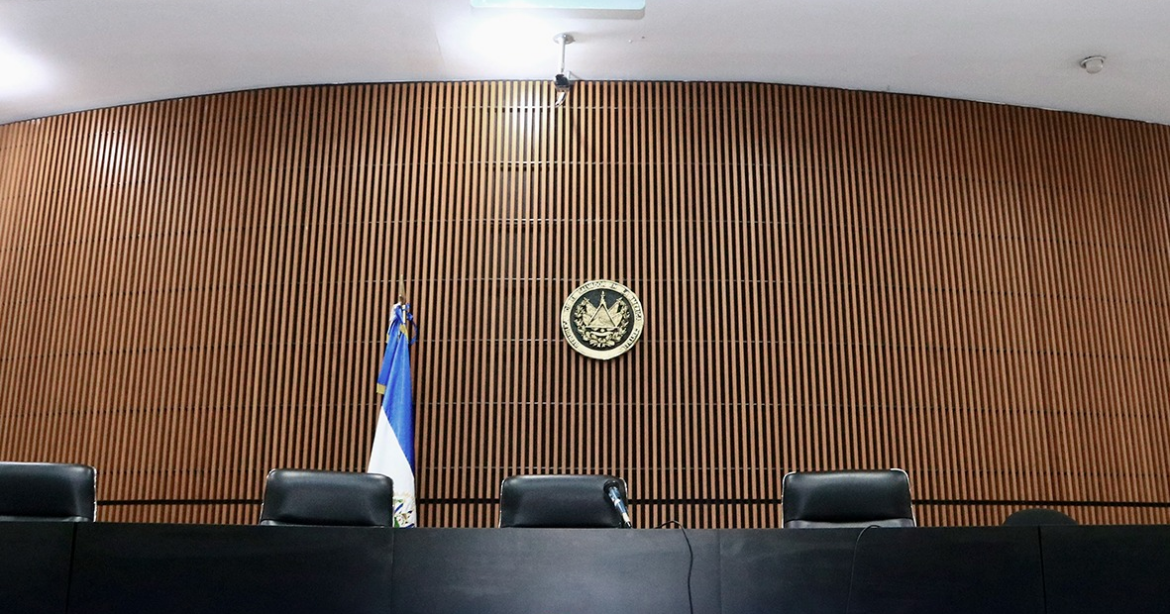 Más de $59,000 incautados a dos extranjeros pasan a ser administrados por el Estado