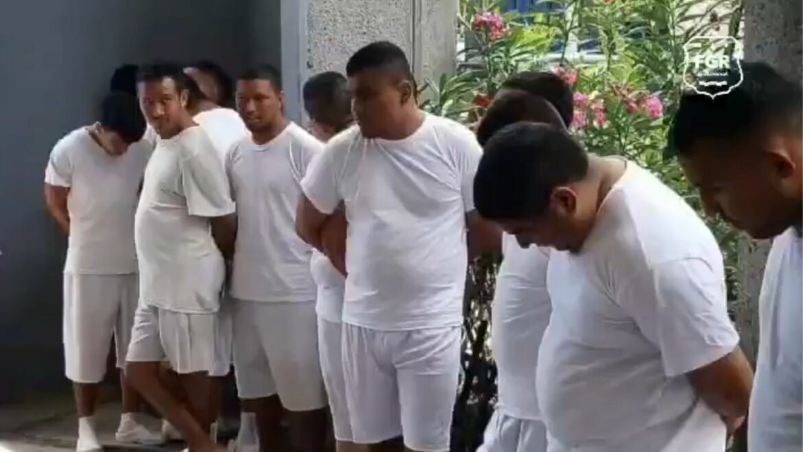 Envían a juicio a 20 pandilleros de la MS implicados en la privación de libertad y asesinato de cuatro soldados de la FAES