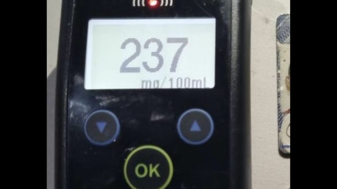 Detienen en control antidoping a conductor con más de 230 grados de alcohol