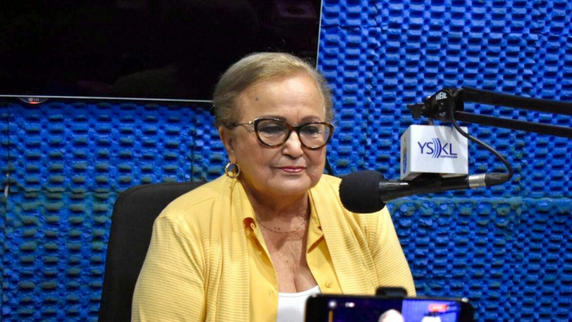 Analista Villatoro asegura que presidenta de la APES “es una delegada de El Faro” que “defiende sus intereses”: “Para nada representa a los periodistas”, ante reciente publicación del periódico digital