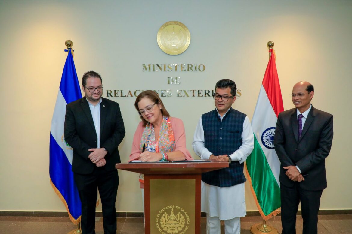 El Salvador y la India firman memorándum de entendimiento  para fortalecer el trabajo conjunto en materia de innovación y ciberseguridad