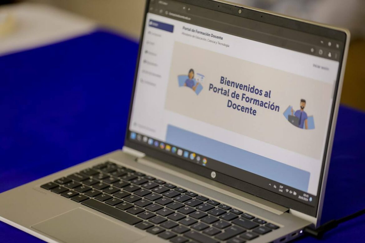 MINED realiza el lanzamiento oficial del Portal de Formación Docente