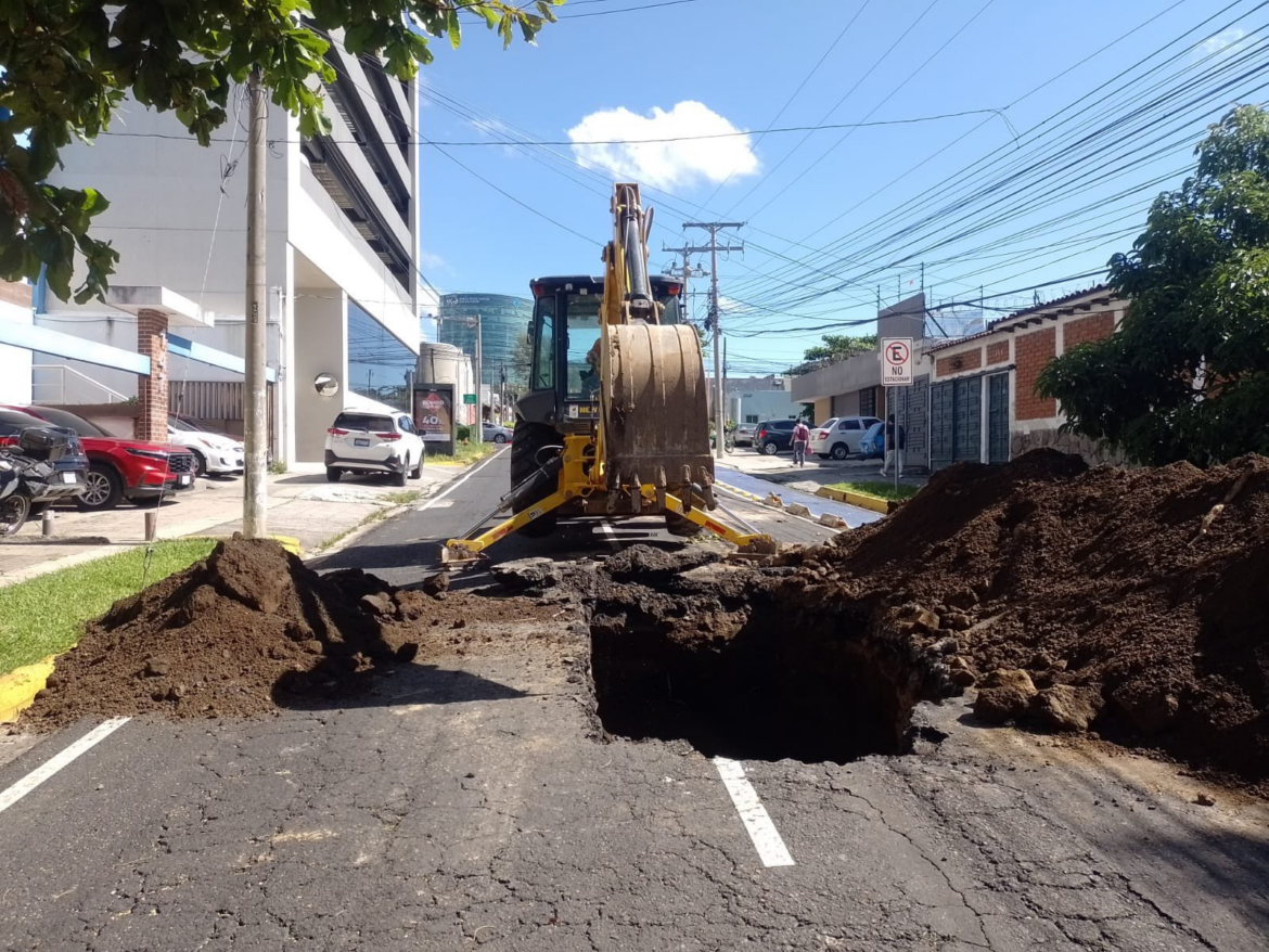 Fovial interviene una cárcava en el Paseo General Escalón