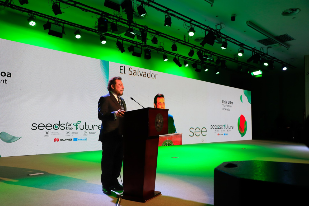 El vicepresidente Ulloa participó en la Cumbre Semillas para el Futuro 2024