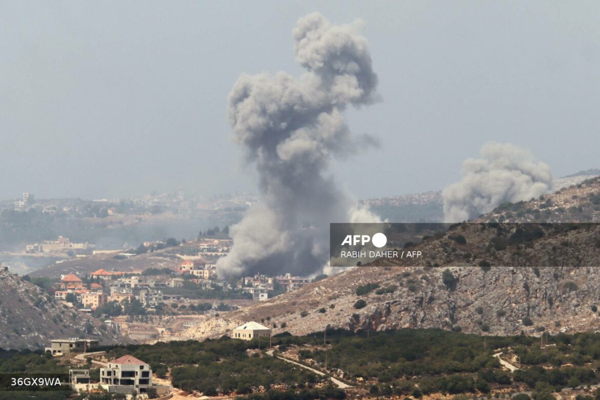 Al menos 100 muertos en Líbano tras intensos bombardeos israelíes
