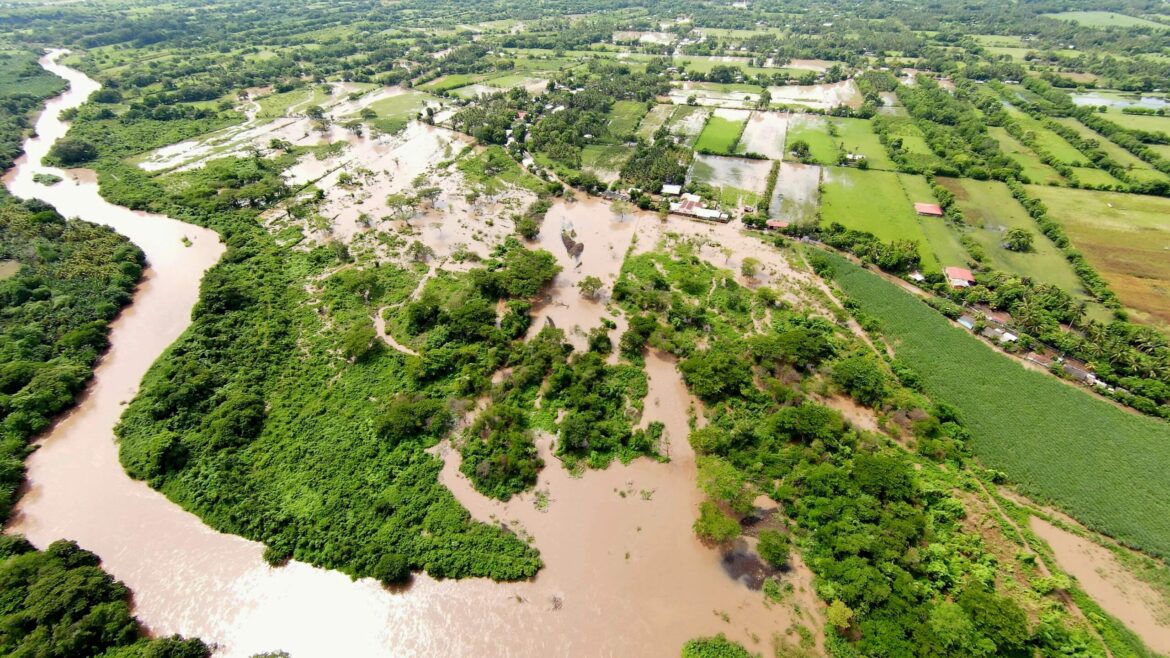 Río Grande se desborda, la zona es monitoreada