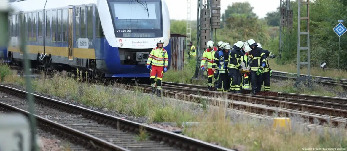 Choque de trenes deja 14 heridos en Alemania