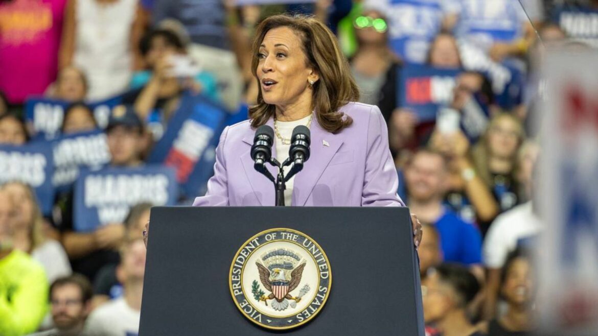 Harris ataca a Trump sobre economía