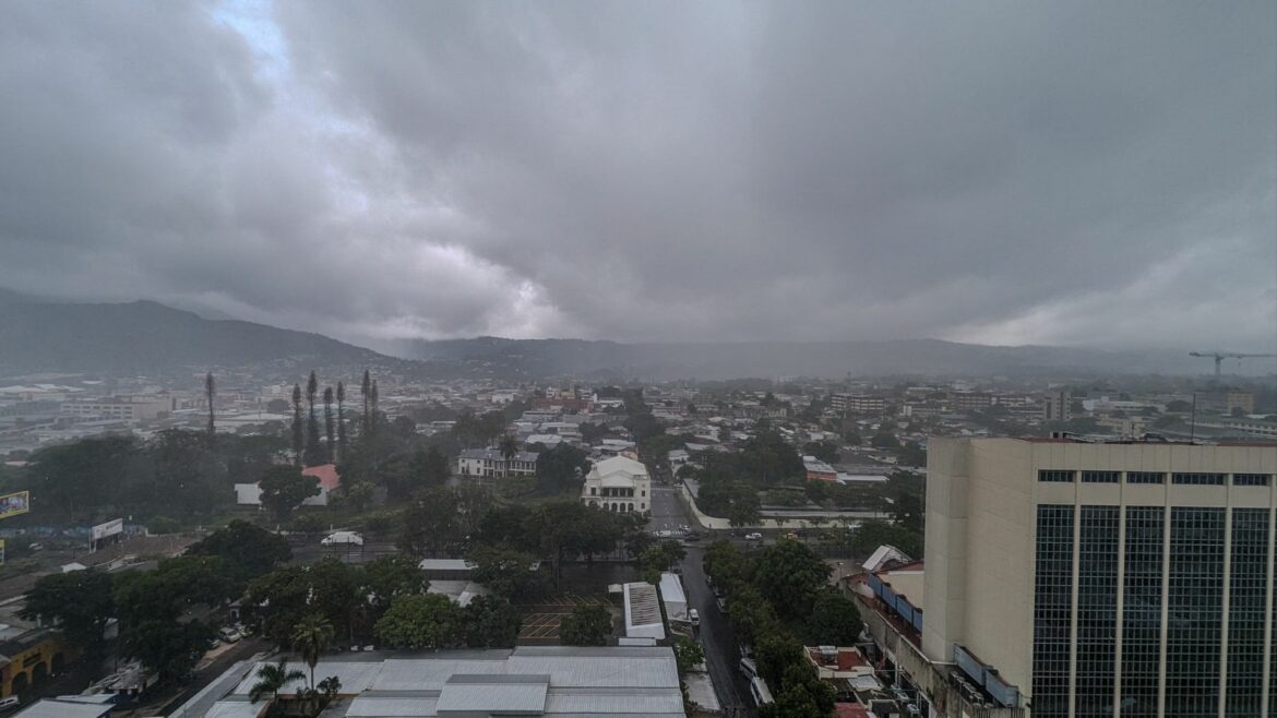 Medio Ambiente reporta ráfagas de viento de hasta 40 km/h en zonas de occidente y centro del país