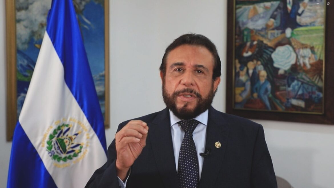 Vpdte. Ulloa presentó el modelo de transformación en seguridad de Bukele durante el Foro Mundial de la Paz