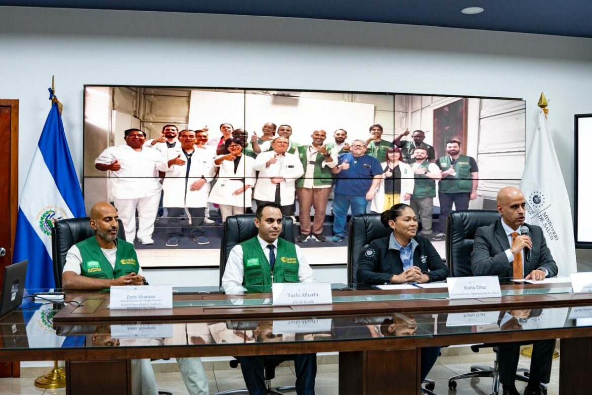 Ministerio de Salud se reúne con la Misión Médica Quirúrgica Vascular