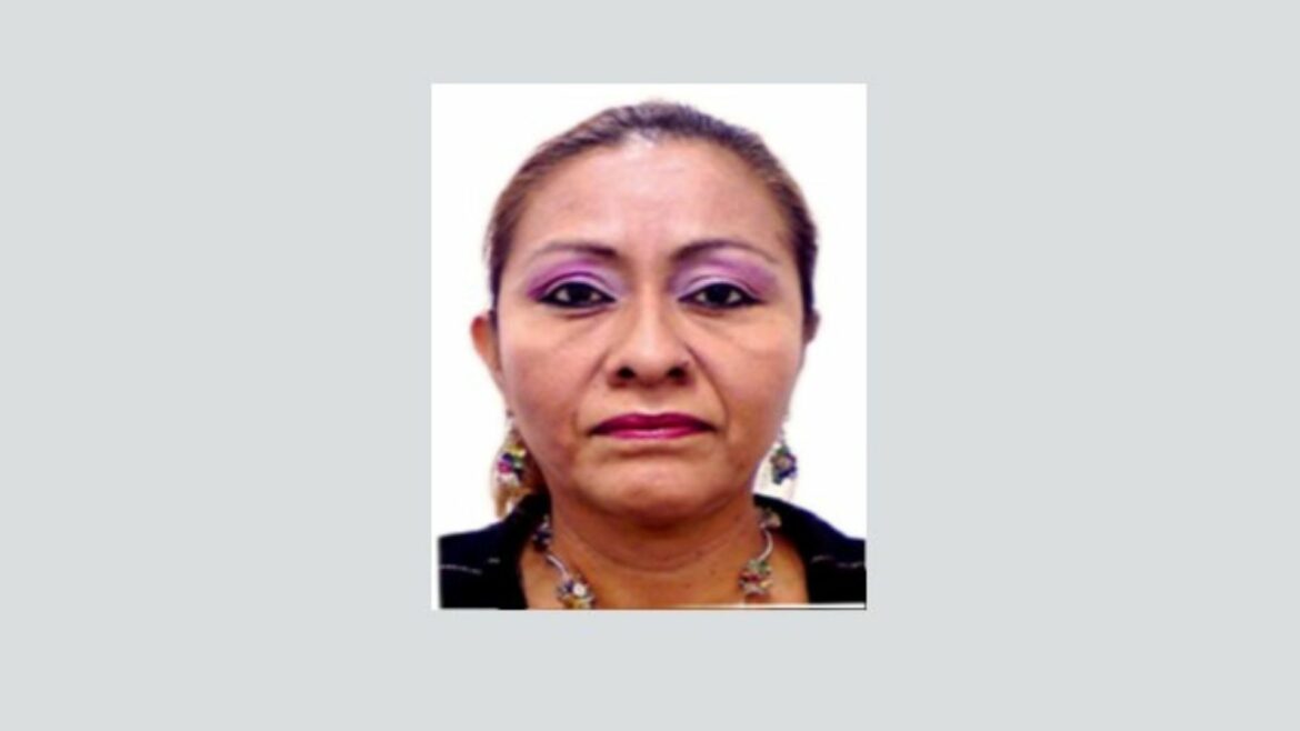 Ordenan captura de abogada acusada de ofrecer supuesta plaza en Hacienda a cambio de dinero