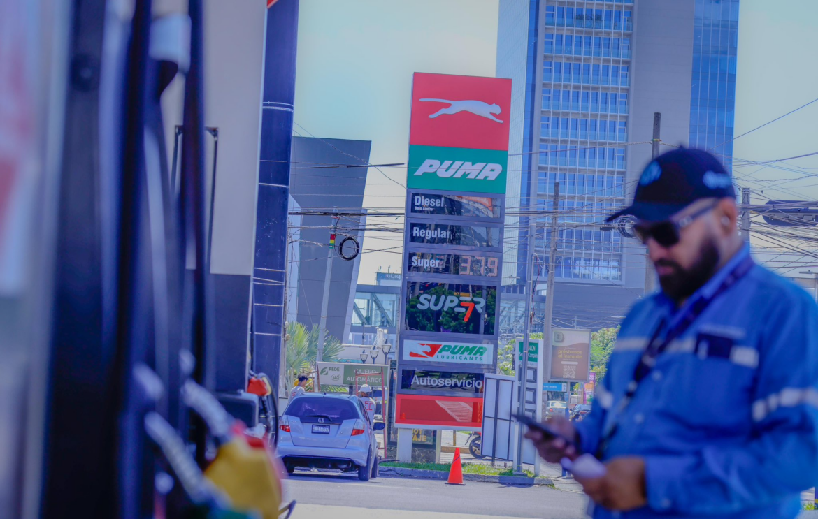 Estos son los precios de los combustibles para octubre, ¿nueva reducción en los costos?
