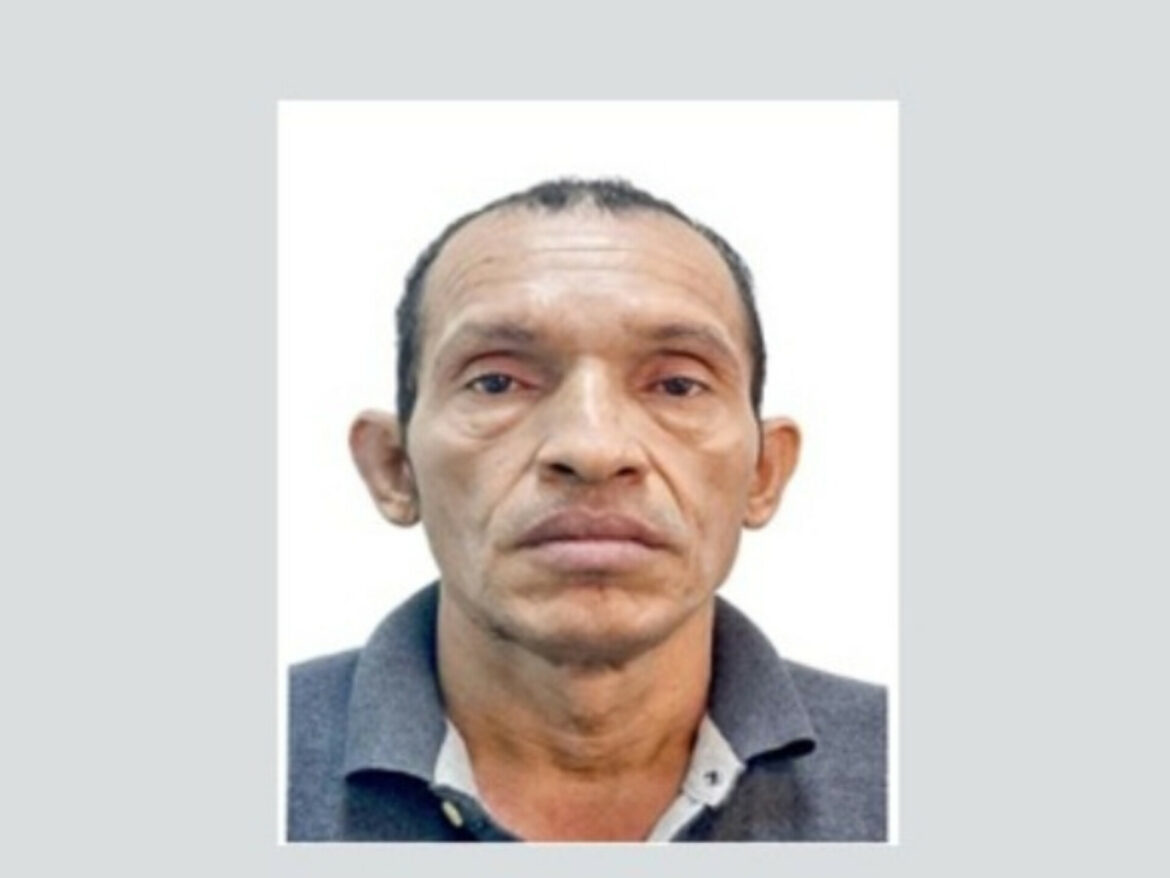 FGR gira orden de captura a sujeto que hurtó máquinas de cortar cabello