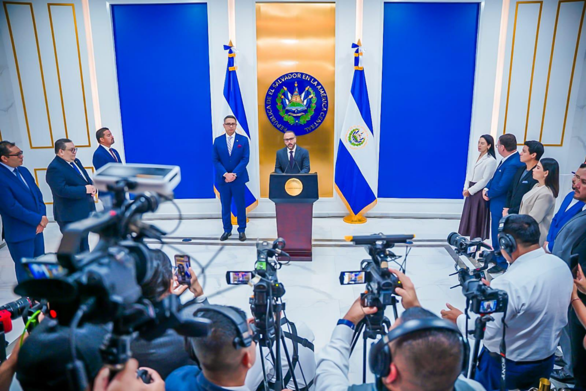 Asamblea Legislativa tendrá 1,000 plazas menos en 2025, una reducción $18.6 millones respecto al 2021, anunció Ernesto Castro