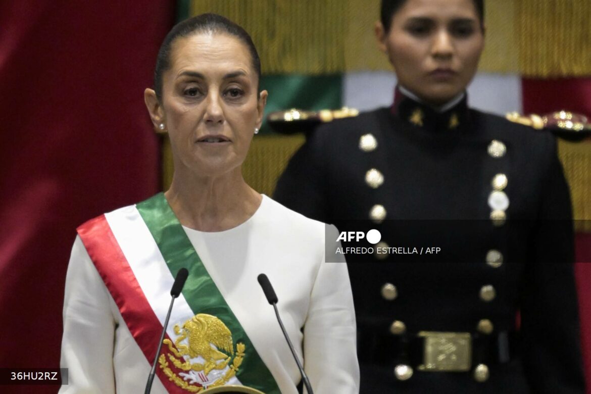 Izquierdista Claudia Sheinbaum asume como primera presidenta de México