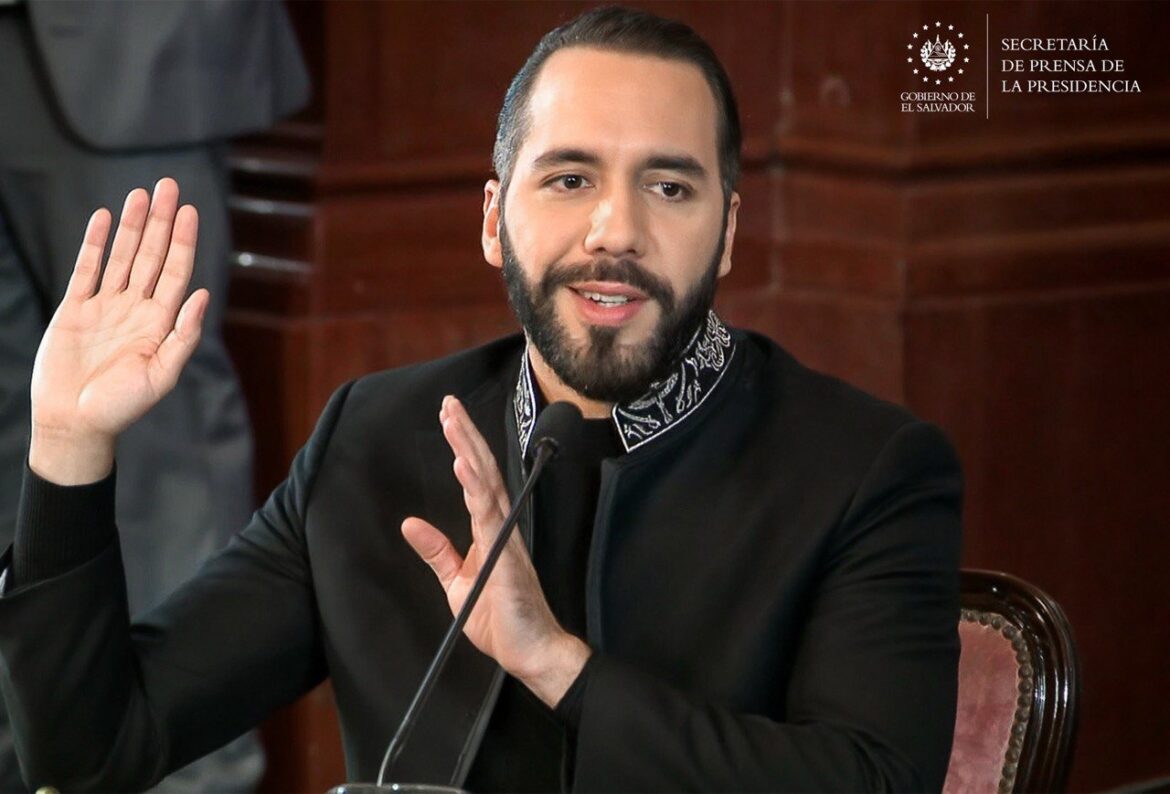 Bukele anuncia creación de una cámara para la atención de empresarios en Argentina