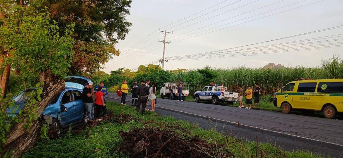 Varios heridos en accidente vial carretera del Litoral