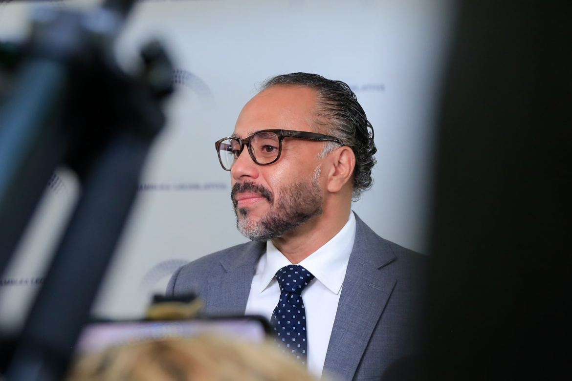 Presupuesto asignado a diputados para contratación de su equipo pasará de $11 mil a $8 mil, en 2025