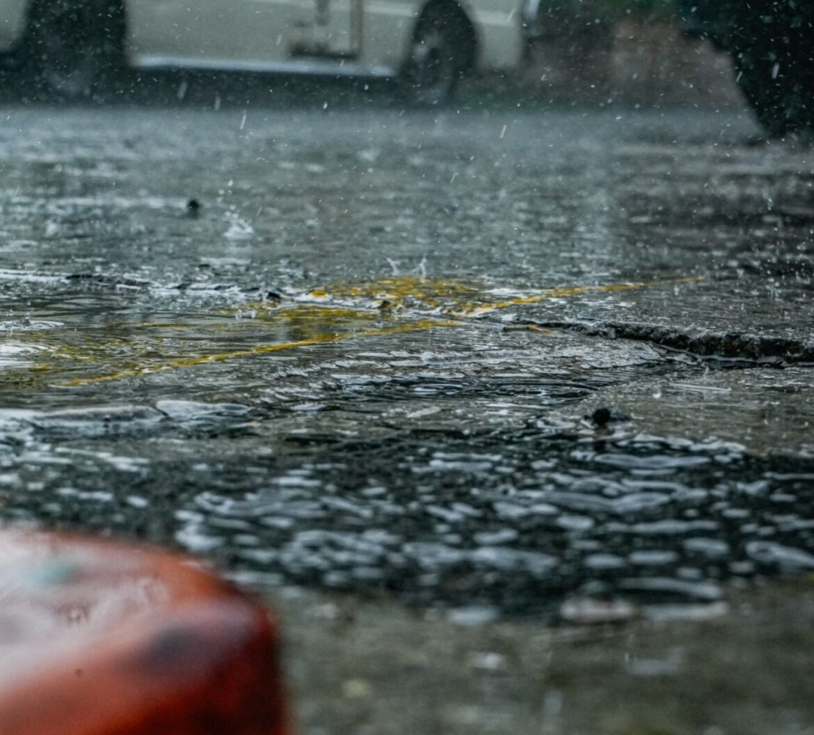 Lluvias en el territorio nacional por baja presión ubicada al sur del golfo de México