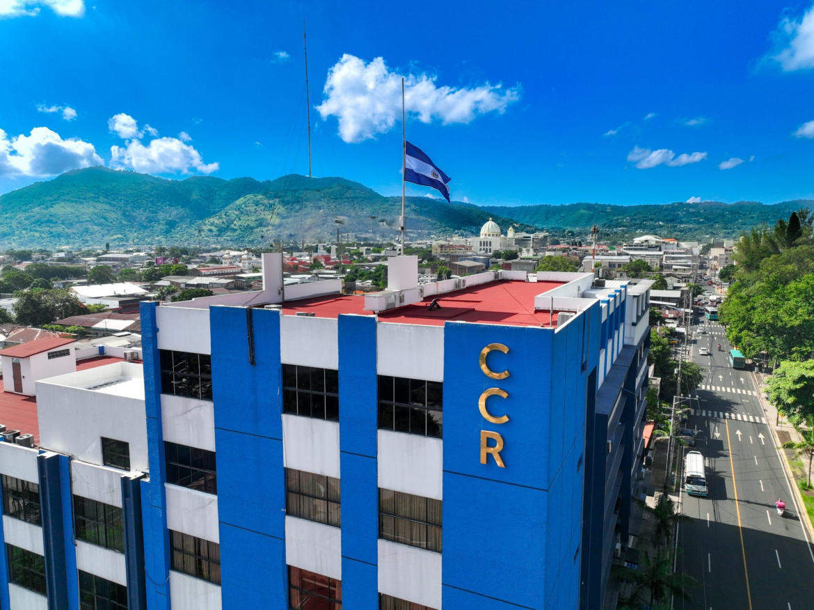 La CCR hoy, debe hacer un trabajo «más independiente, acucioso y que vigile», académico  Góchez ante la elección del presidente del ente contralor