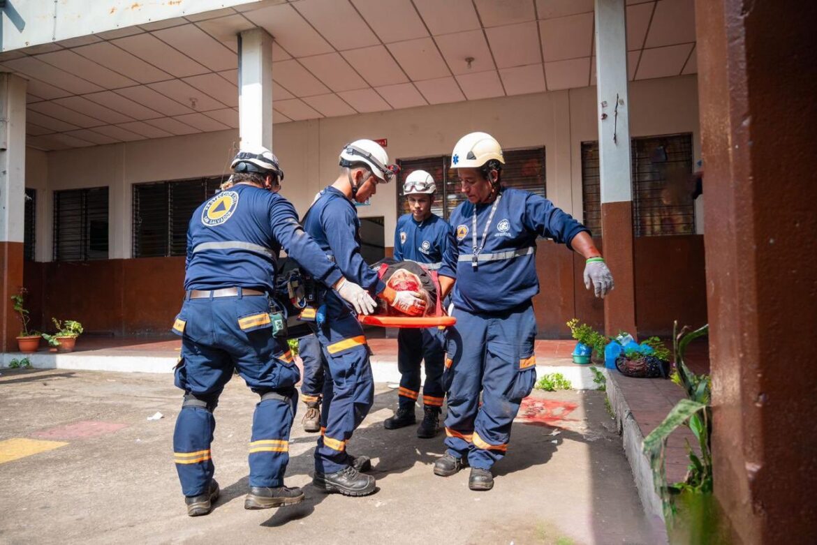 Alcaldía de San Salvador Centro realiza simulacro de terremoto