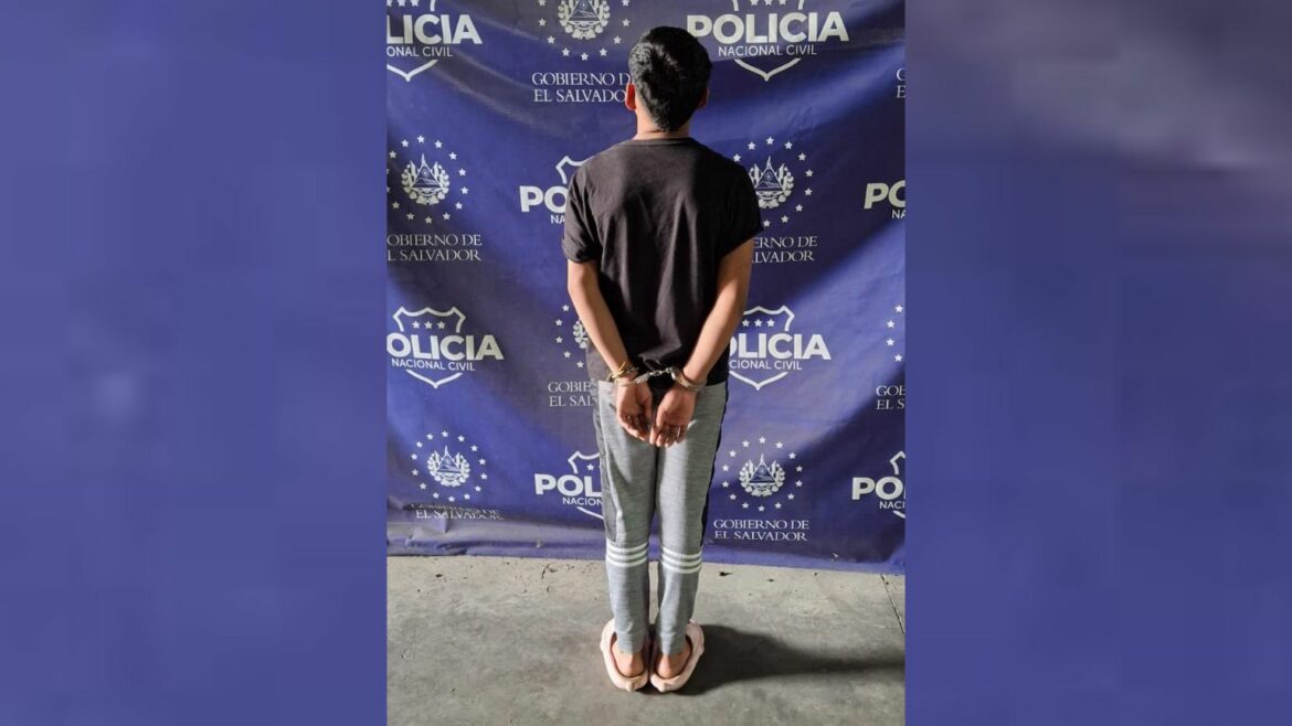 La PNC capturó a un adolescente acusado de agredir sexualmente a una menor de edad
